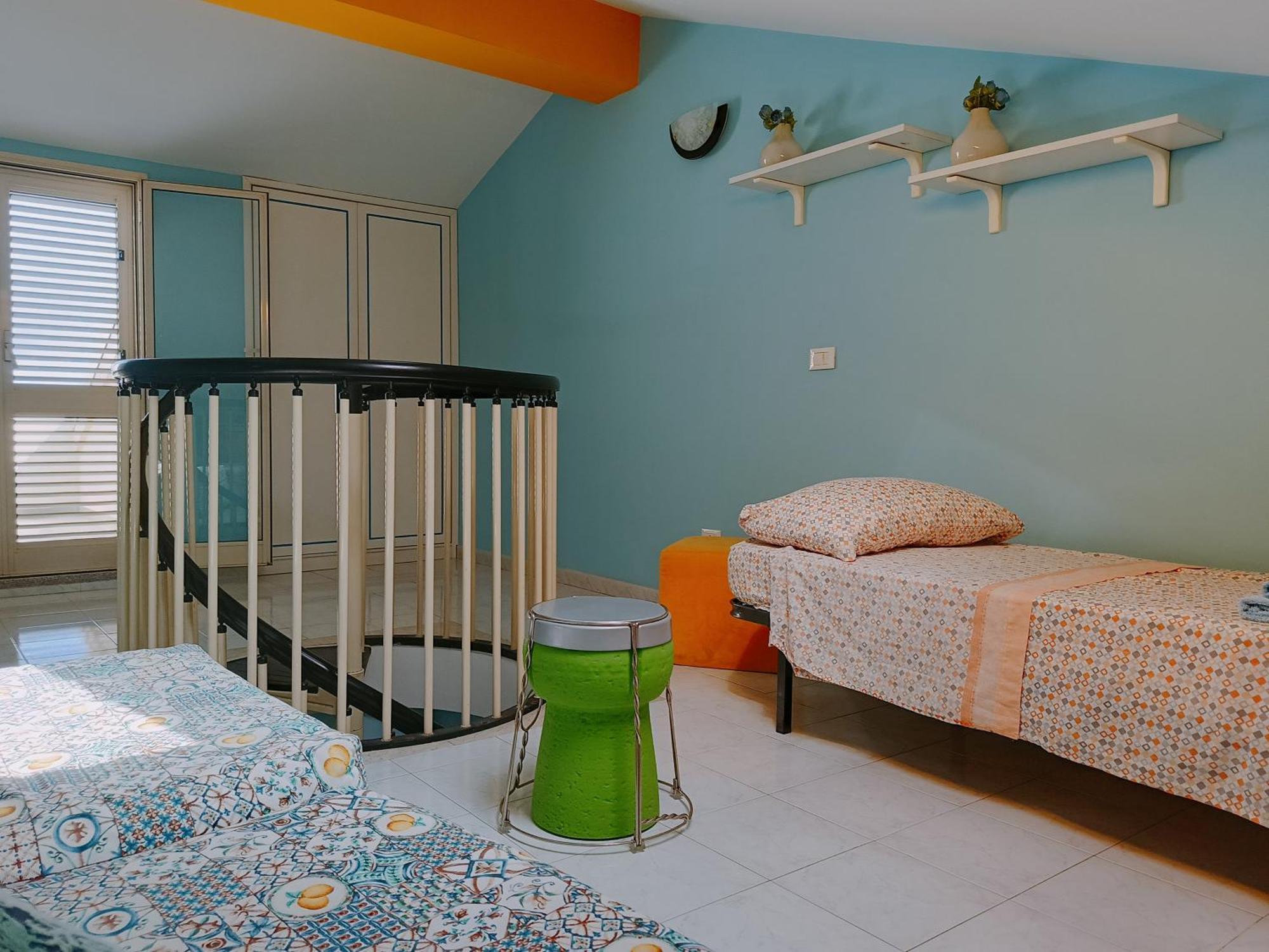 Mirone Apartment Fronte Mare Beachfront House Roccalumera Buitenkant foto